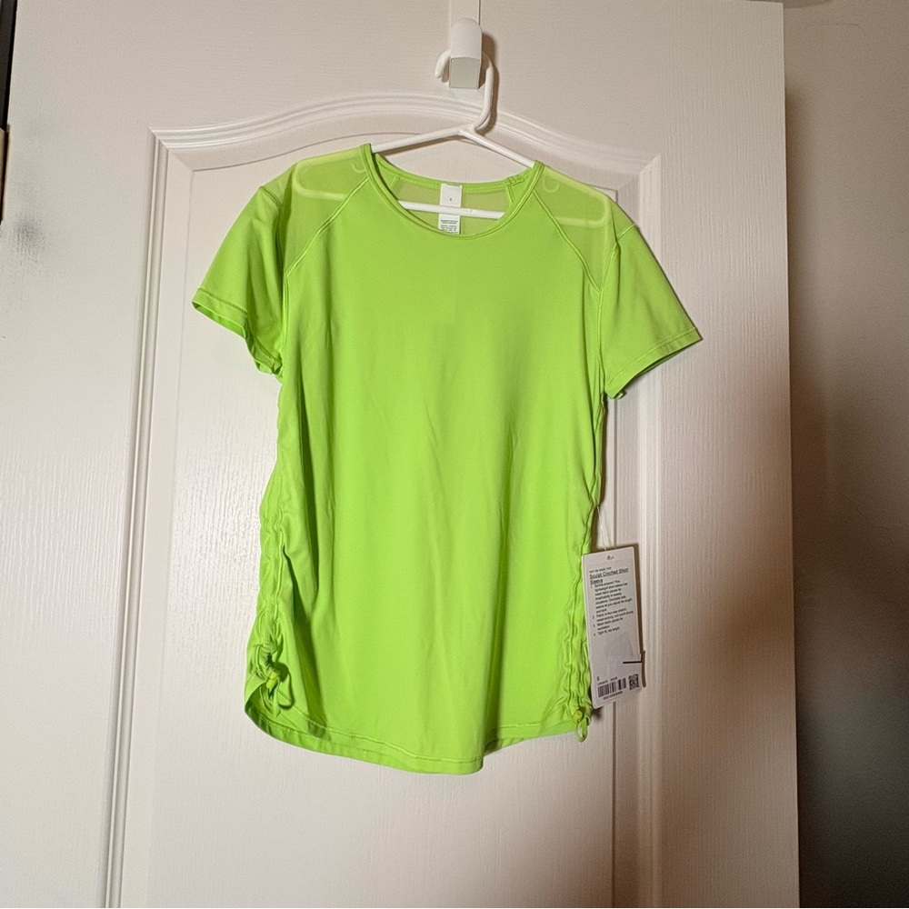 Lululemon Sculpt Cinched Short-Sleeve Shirt NWT Sour Grape Sz 6 retails $78